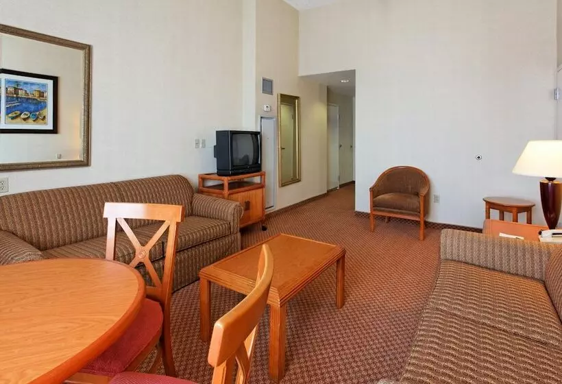سوییت, Holiday Inn Matamoros, An Ihg