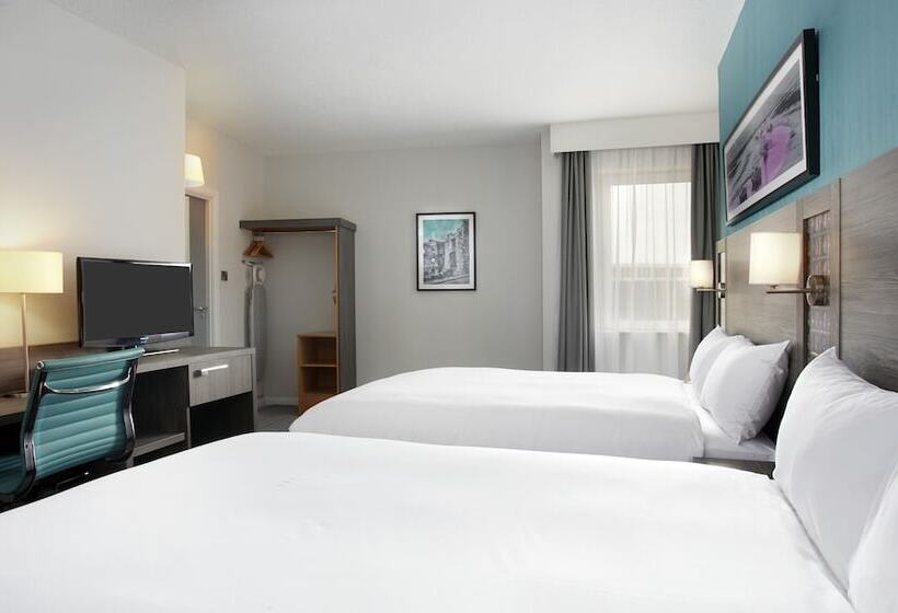 스탠다드 룸, Leonardo Southampton