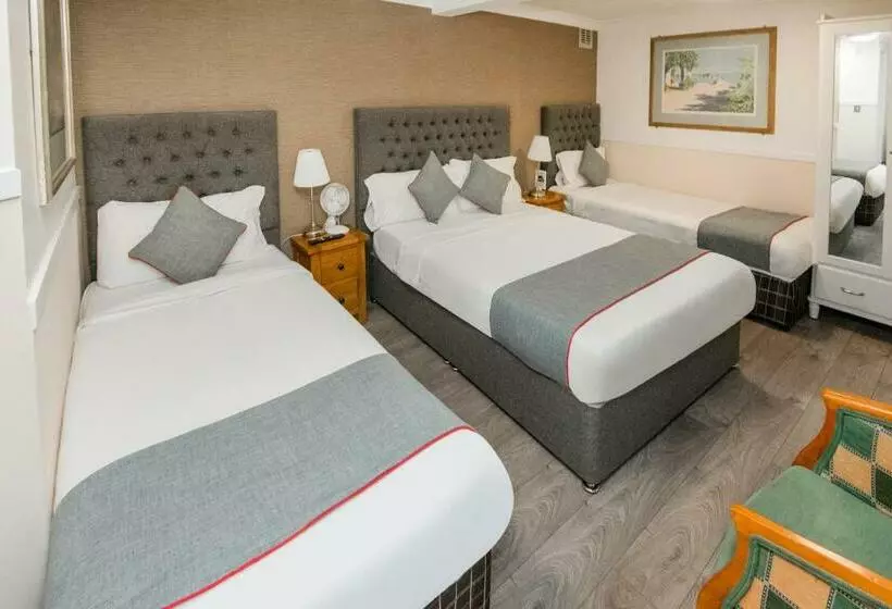 اتاق استاندارد چهار تخته, Huttons Hotel, Victoria London