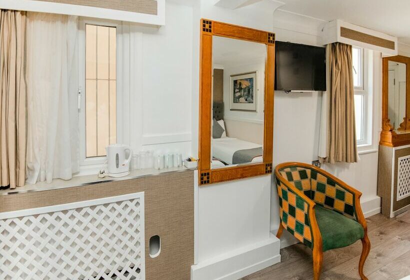 四人标准间, Huttons Hotel, Victoria London