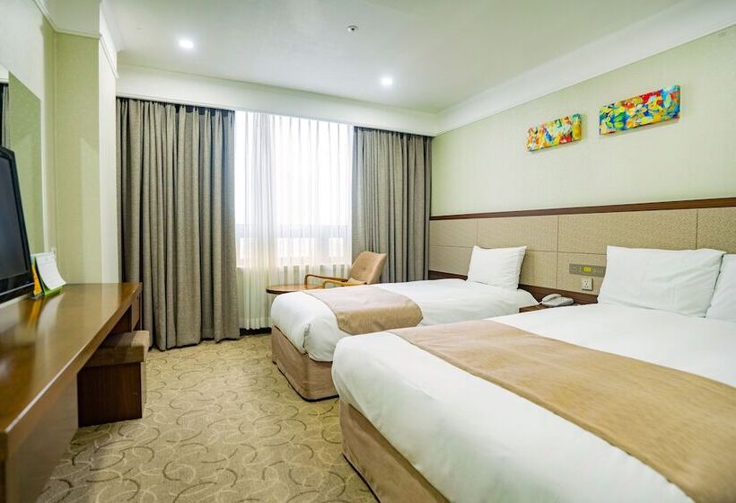 חדר דלוקס, Jeju Robero