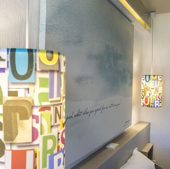 חדר סטנדרט נוף לגינה, The Grove Seaside