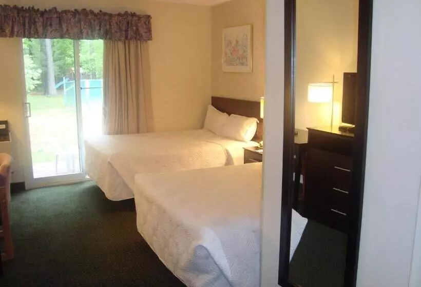 スーペリアールーム, Travelodge By Wyndham Bracebridge