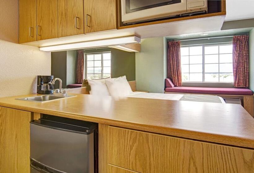 Студия Deluxe, Microtel Inn & Suites By Wyndham Albuquerque West