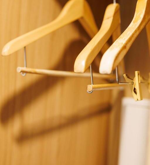 חדר דלוקס, Jeju Robero