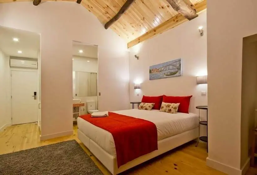 استودیوی سوپریور, Mystay Porto Bolhao