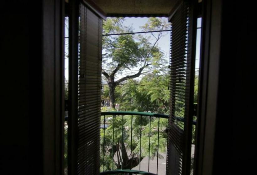 带大床的豪华间, Manly