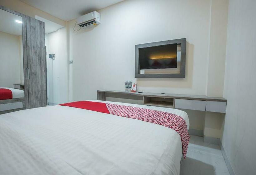 Deluxe Room, Super Oyo 1487 Residence Khoe