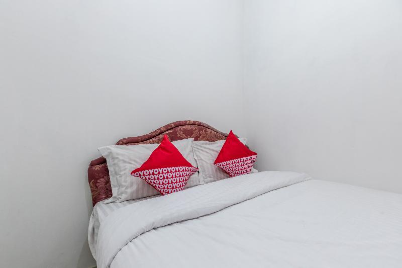 Deluxe Room, Super Oyo 1487 Residence Khoe