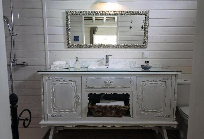 适合残疾人使用的标准间, Kochab Comporta