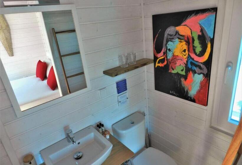 标准单人间, Kochab Comporta