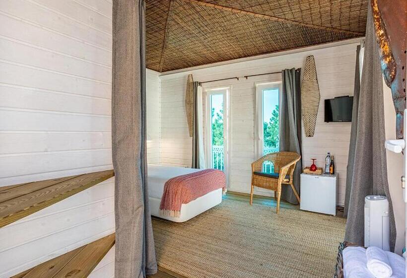 标准单人间, Kochab Comporta