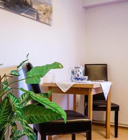 Номер Стандарт, Nordstern Restaurant & Pension