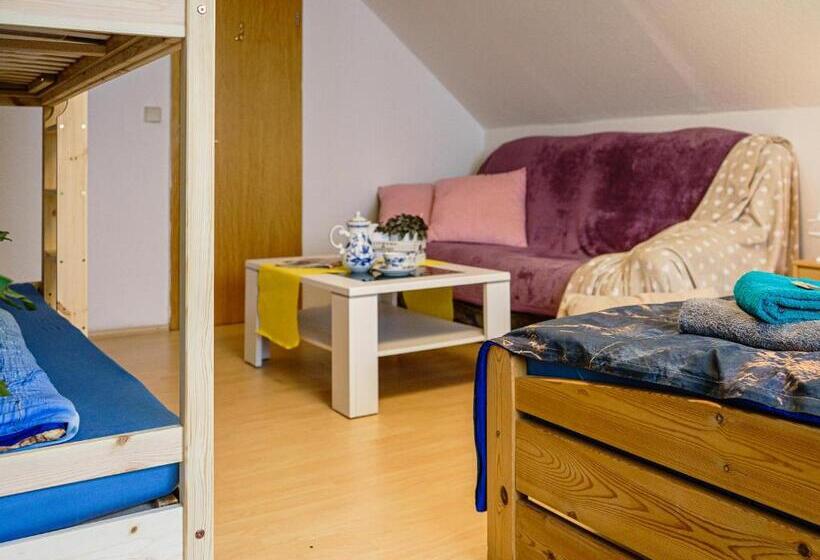 Семейный Номер, Nordstern Restaurant & Pension