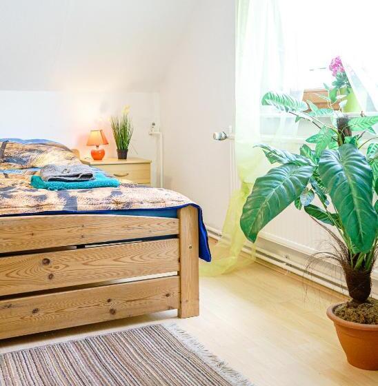 Семейный Номер, Nordstern Restaurant & Pension