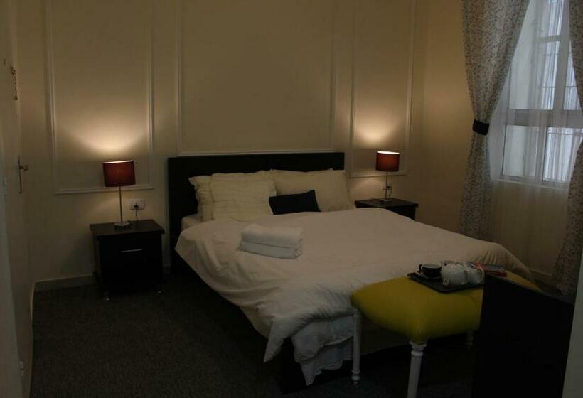 Deluxe Room with Balcony, City Citadel Hotel,amman