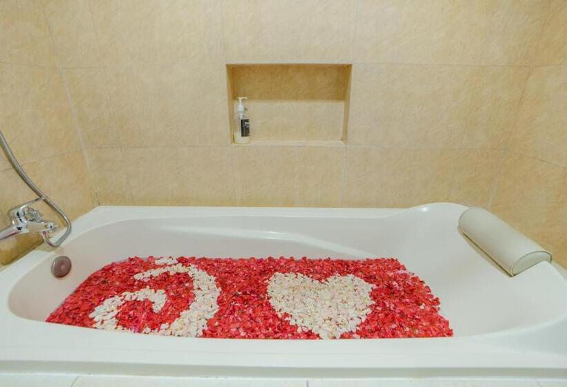 Premium Room, Arcs House Blok M By Jambuluwuk