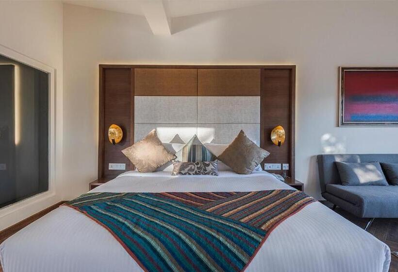 스탠다드 룸 킹사이즈 침대, Justa Mukteshwar Retreat & Spa