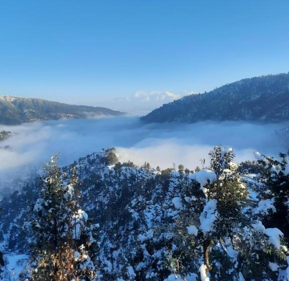 스탠다드 룸 킹사이즈 침대, Justa Mukteshwar Retreat & Spa