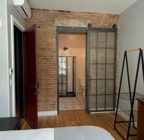 חדר סטנדרט עם מיטת קינג, Imogene