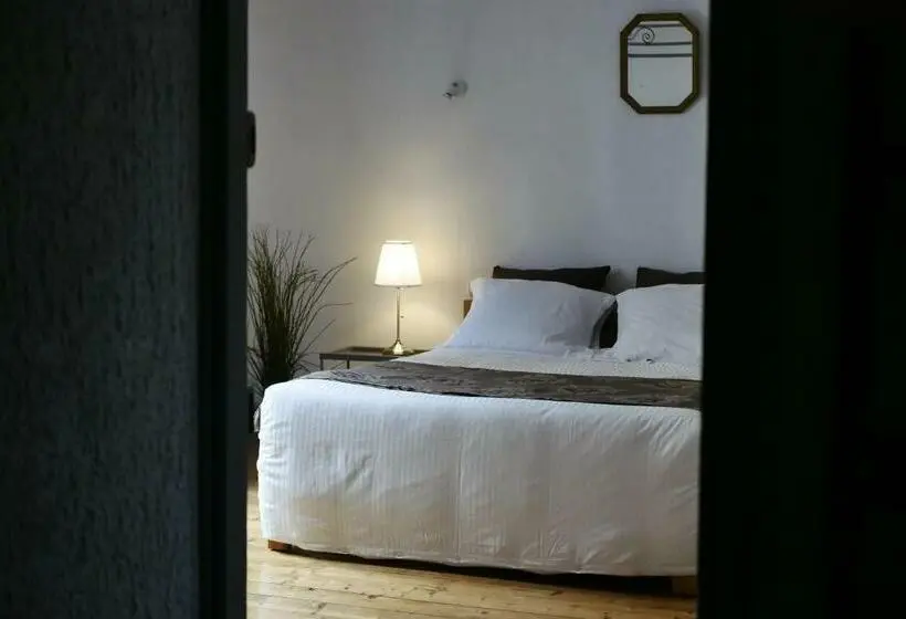 ファミリールーム, Les Oiseaux De Passage