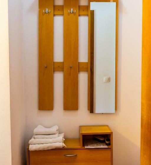 Quarto Estandar, Pensiunea Lin Cota 1000