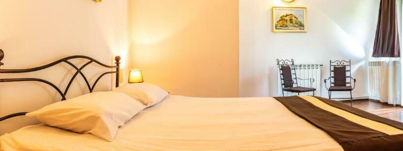 Quarto Estandar, Pensiunea Lin Cota 1000