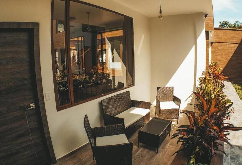 سوییت خانوادگی, Toucan Platinum Suites Apart