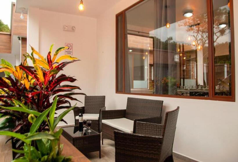 سوییت خانوادگی, Toucan Platinum Suites Apart