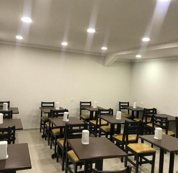 اتاق استاندارد, Quintino