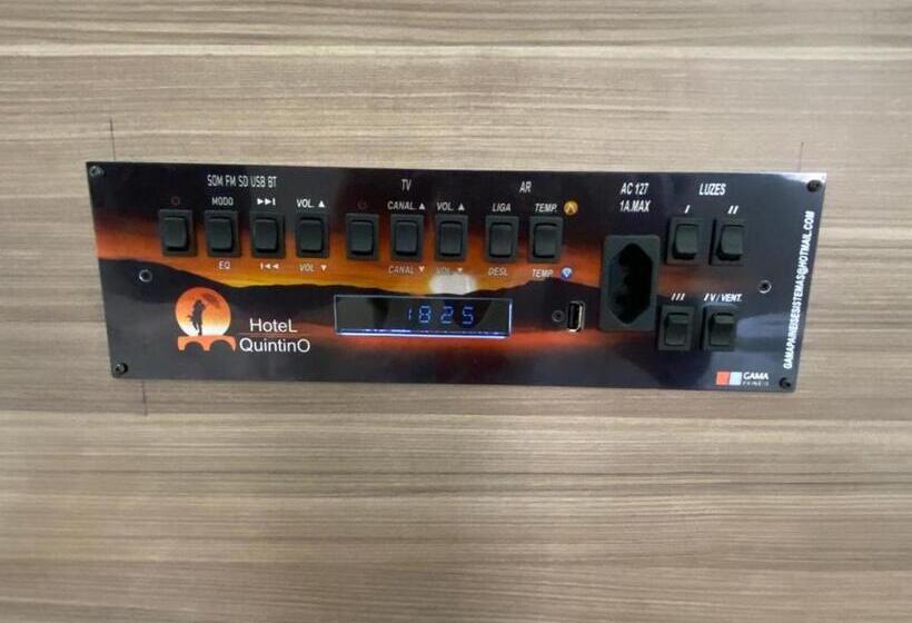 اتاق لوکس سه تخته, Quintino