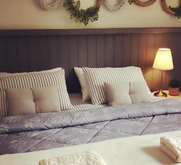 标准三人间共用浴室, Solar 197 Pousada