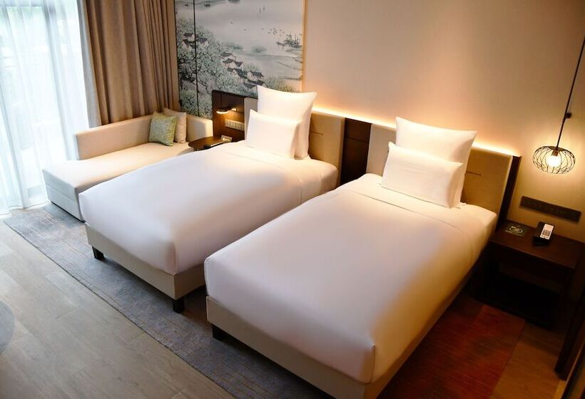 디럭스 룸 가든 전망, Pullman Yueyang