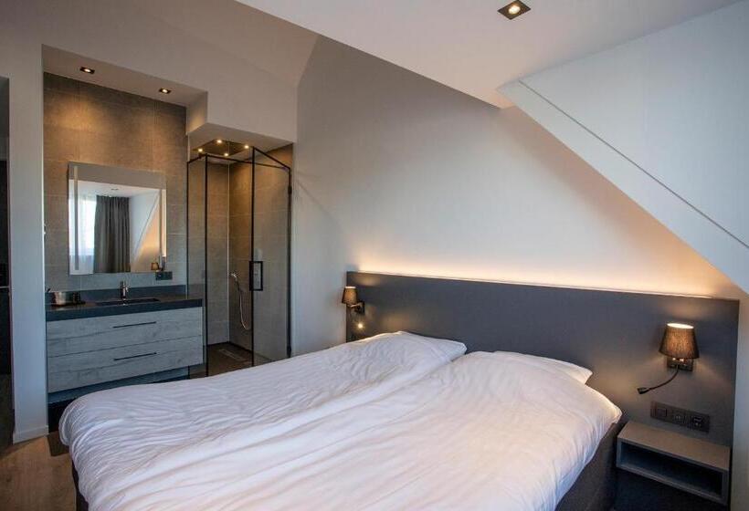 اتاق استاندارد با تخت بزرگ, Tholen