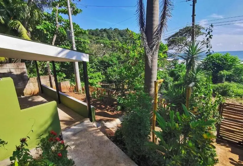 اتاق استاندارد چهار تخته, Lagarza Hostel