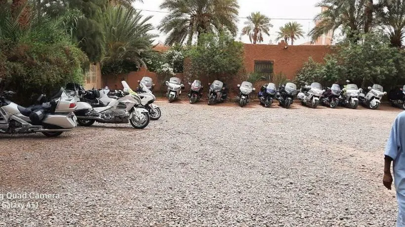 ファミリールーム, Paradise In The Desert Of Morocco