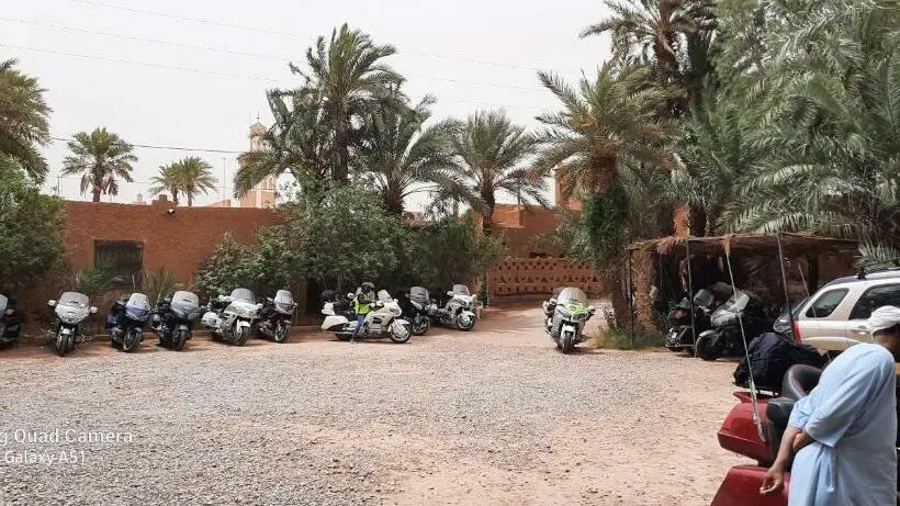 ファミリールーム, Paradise In The Desert Of Morocco