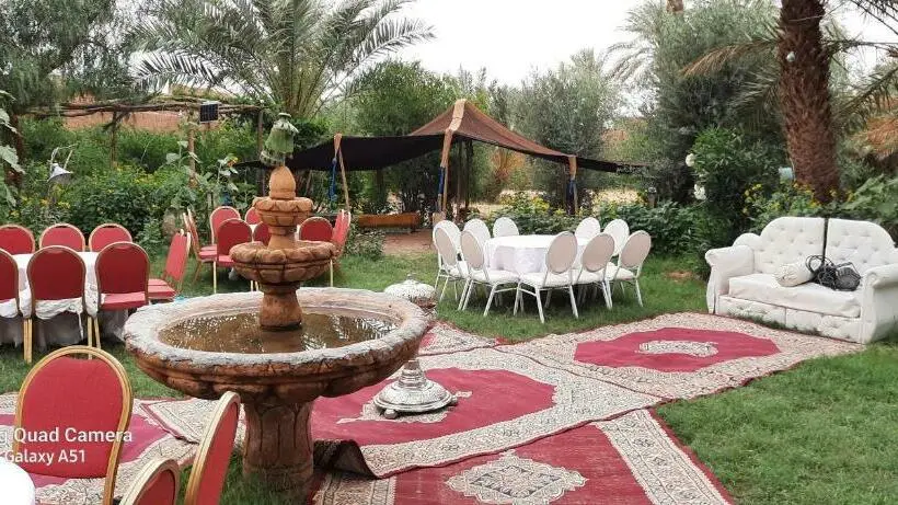 ファミリールーム, Paradise In The Desert Of Morocco