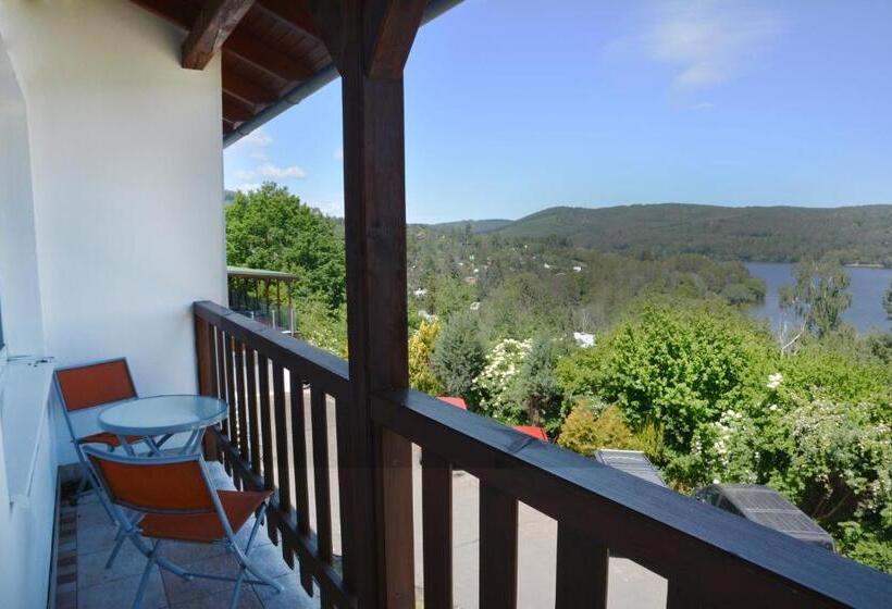 Standard Room with Balcony, Penzion Kozí Horka U Brněnské Přehrady