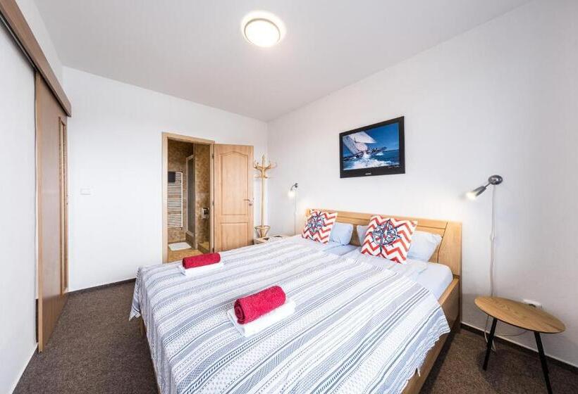 家庭间, Penzion Kozí Horka U Brněnské Přehrady