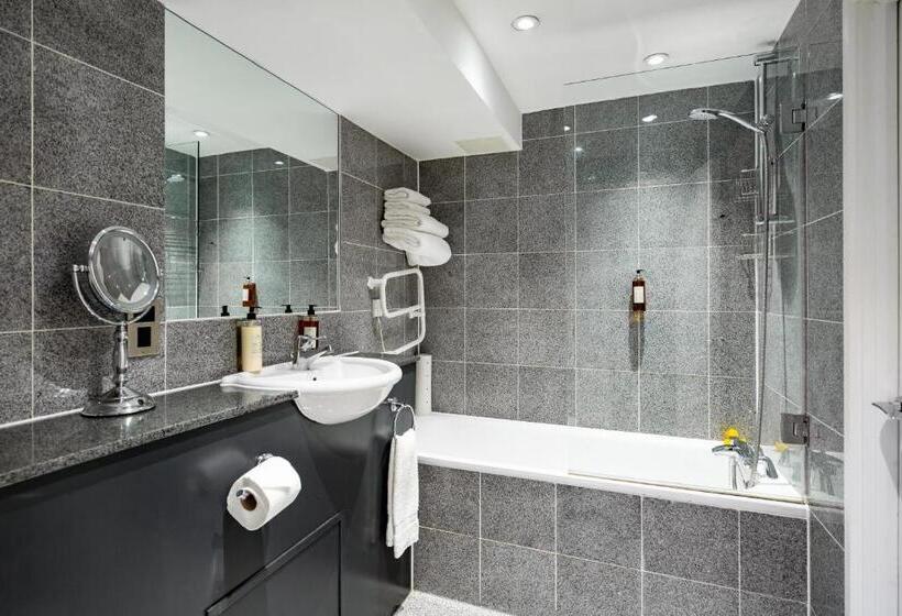 침실 2개 아파트, 196 Bishopsgate