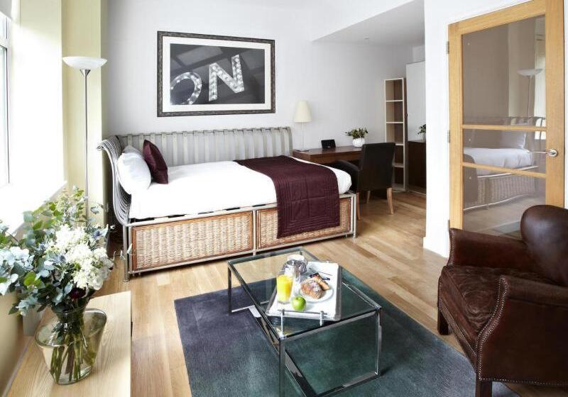 스탠다드 룸, 196 Bishopsgate