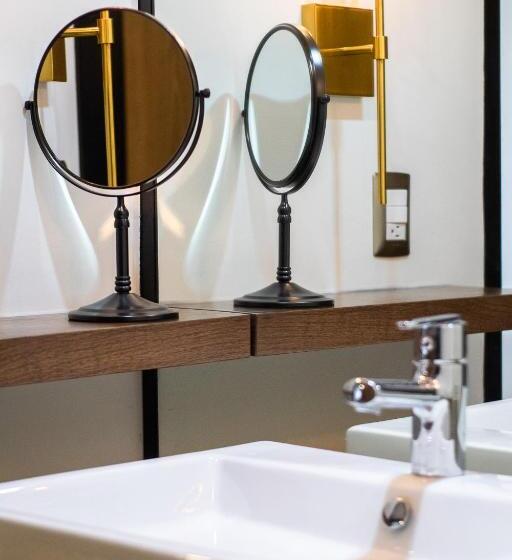 اتاق لوکس, Gran Plaza & Convention Center