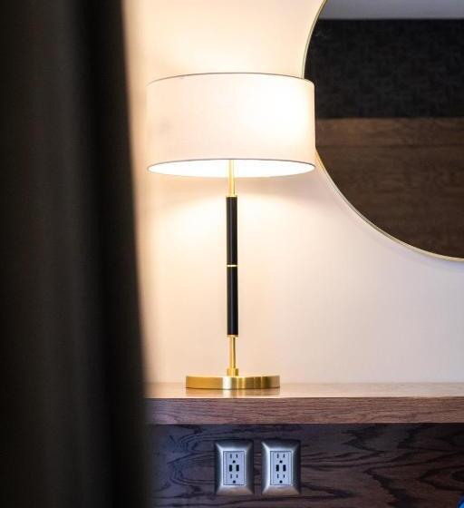 اتاق لوکس, Gran Plaza & Convention Center