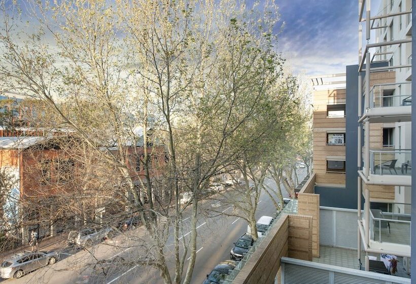 带2个卧室的公寓, Quest Newcastle