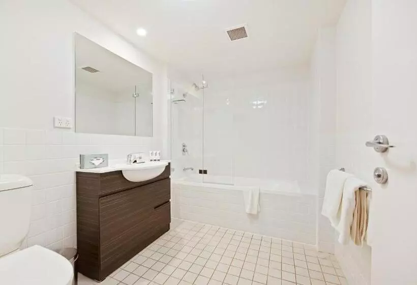 آپارتمان 2 خوابه, Quest Newcastle