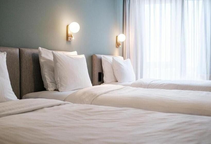 غرفة قياسية ثلاثية, Residenz Pforzheim