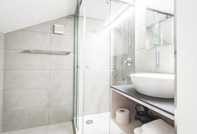 חדר סטנדרט, Traube Restaurant &