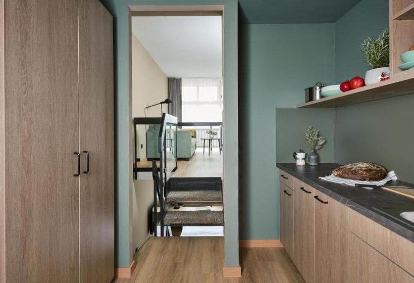 Студия Стандарт, Living Hotel Nürnberg