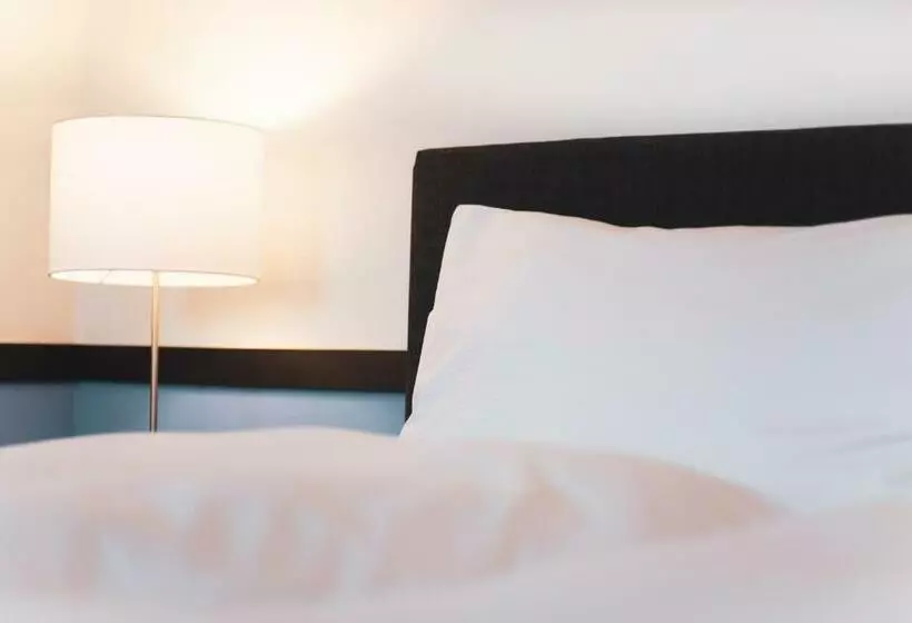 اتاق استاندارد با سرویس بهداشتی مشترک, Pop Up Hotel Krone Zürich